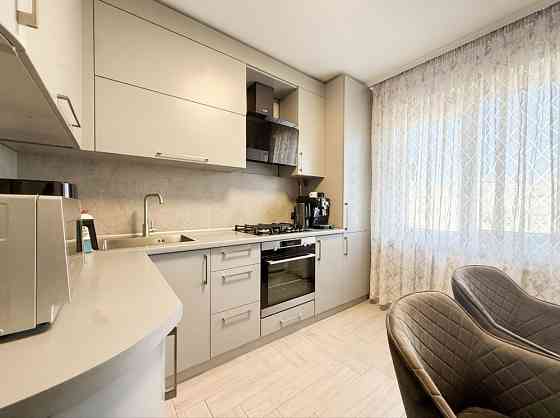 Продаж 2к квартири вул. І.Зріні Мукачево