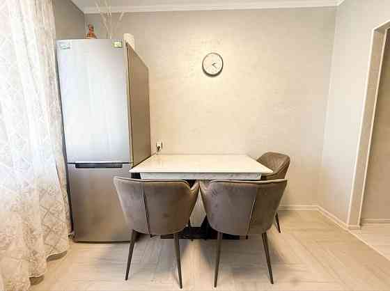 Продаж 2к квартири вул. І.Зріні Мукачево