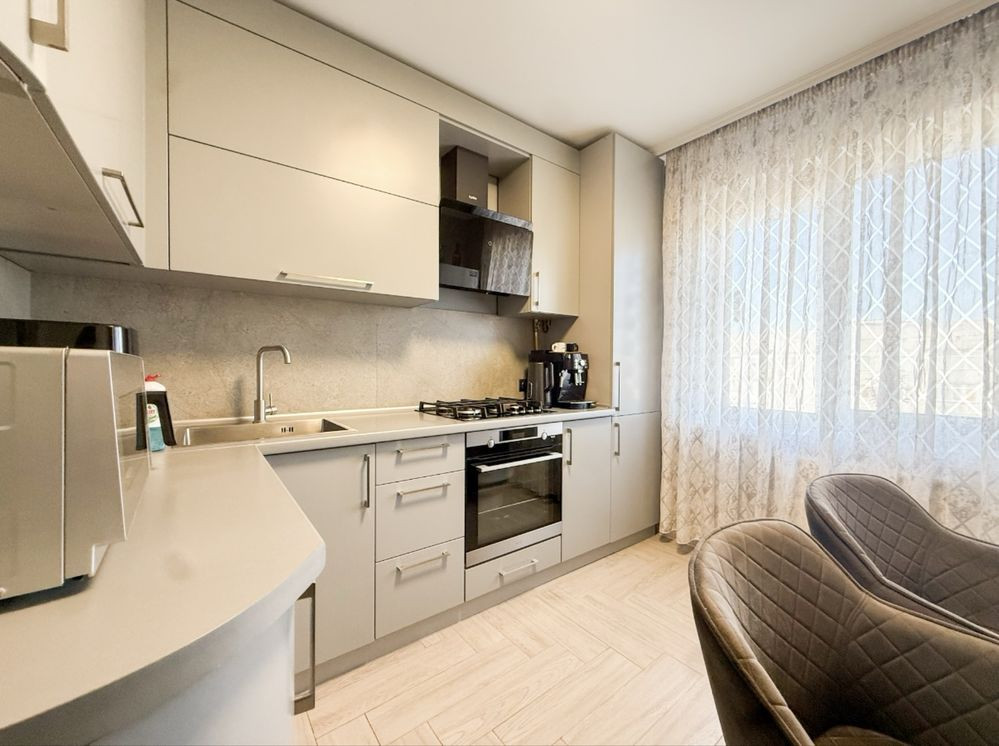 Продаж 2к квартири вул. І.Зріні Мукачево - зображення 1