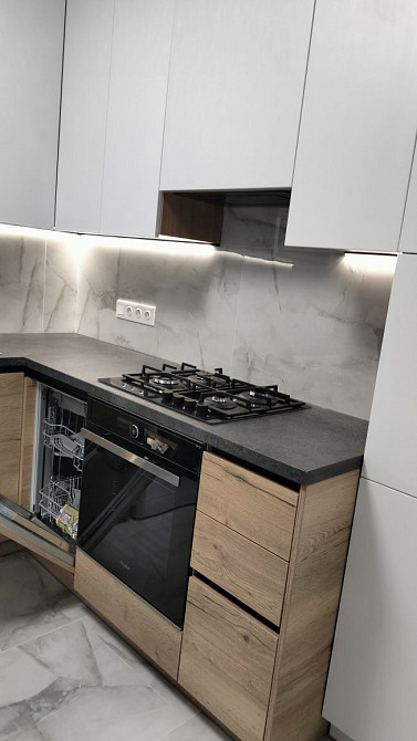 Квартира з новим ремонтом та газом. Буча - зображення 2