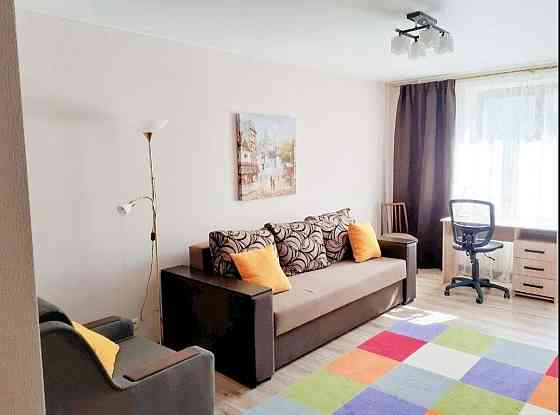 Дивовижна 1-к, пр.Івасюка,63а Киев