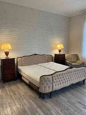 Оренда квартири в центрі на пл. Галицька Львов