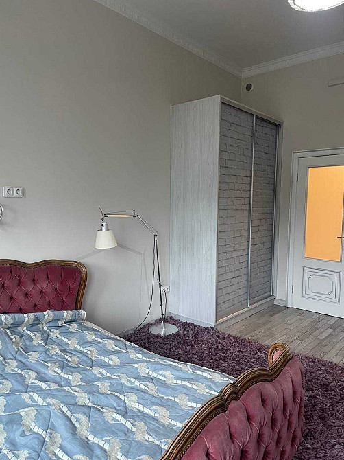 Оренда квартири в центрі на пл. Галицька Львів - зображення 2