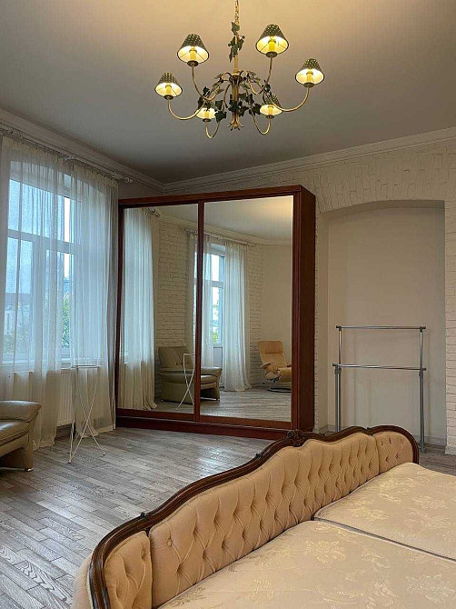 Оренда квартири в центрі на пл. Галицька Львів - зображення 5