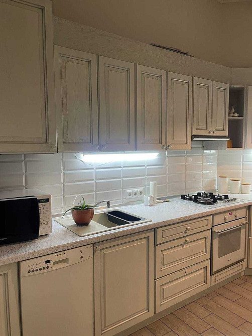 Оренда квартири в центрі на пл. Галицька Львів - зображення 8