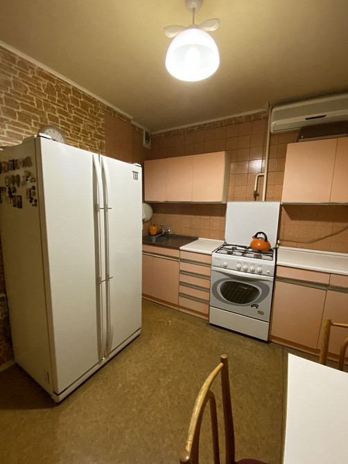 Здам свою 2-х кімн., вул. Братиславська, м. Чернігівська Киев - изображение 1