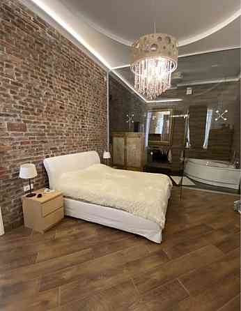 Оредна 3 кімнатноі квартири вул. Дорошенка р-н головноі пошти Львов