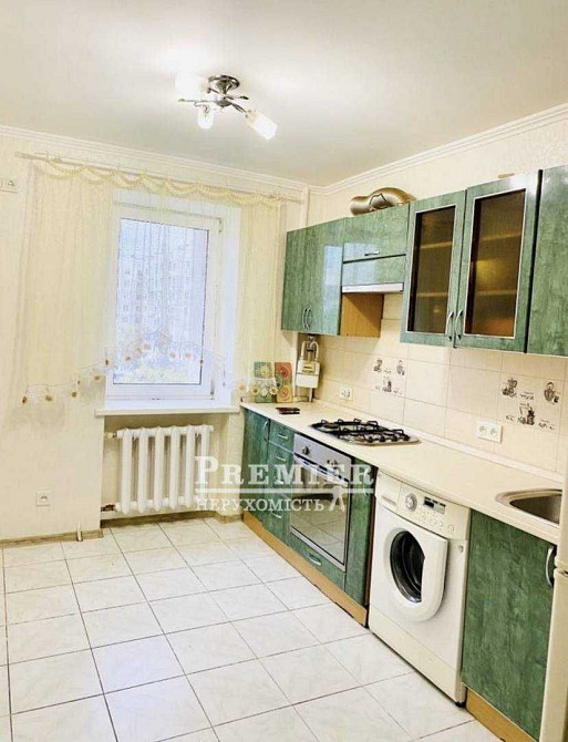 4 комнатная квартира 80 м2 с Ремонтом Кирпичный дом ул.Ильфа и Петрова Одесса - изображение 1