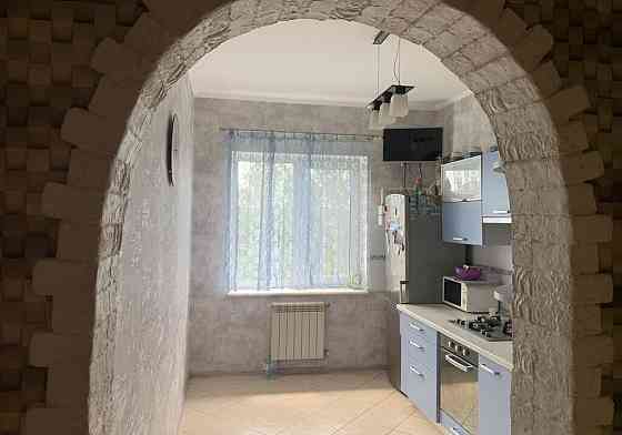 Продам 4-кімнатну квартиру вул.Святомихайлівська с.Святопетрівське VD Святопетрівське (Києво-Свят.р-н)