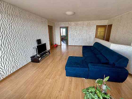 Продаж 6к квартири вулиця М. Шнеєрсона (Мініна) кірова поля парк Глоби Дніпро