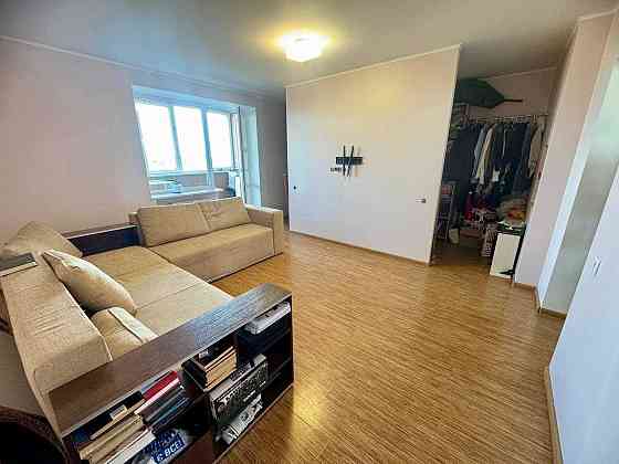 Продаж 6к квартири вулиця М. Шнеєрсона (Мініна) кірова поля парк Глоби Дніпро