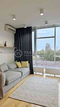 Стильна 2-кімнатна квартира ремонтом у преміальному ЖК «Sherwood» Киев