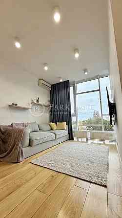 Стильна 2-кімнатна квартира ремонтом у преміальному ЖК «Sherwood» Киев