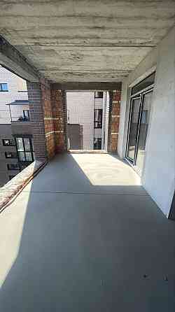 Квартира в центрі міста з терасою і видом на парк. Ірпінь