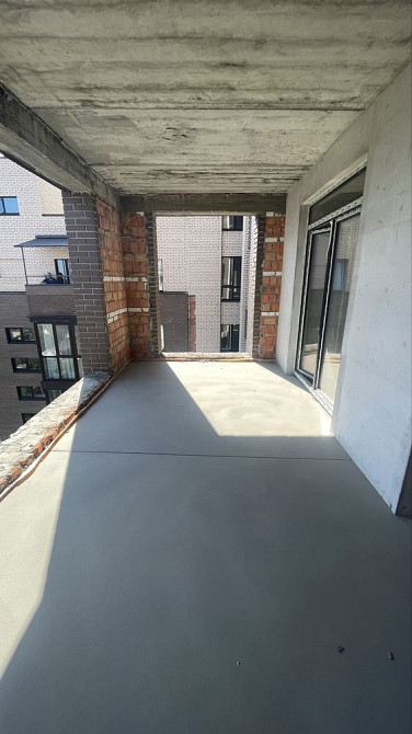 Квартира в центрі міста з терасою і видом на парк. Ірпінь - зображення 2