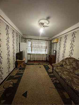 Продам 2х.ком.квартиру1/5 центер города! Сертификат! 