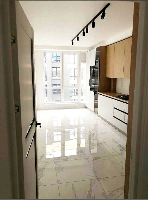 Терміново! Продаж 2 кім. квартири 8 поверх 66 м2 ЖК Комфорт Парк (ГАЗ) Івано-Франківськ - зображення 2