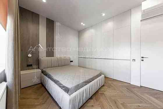 Продаж новоЇ 3к квартири ЖК Новопечерські Липки Верхогляда, 15Б Киев