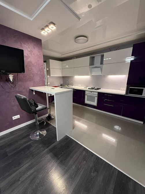 Простора сонячна квартира по вул. Білогірська Тернопіль - зображення 4