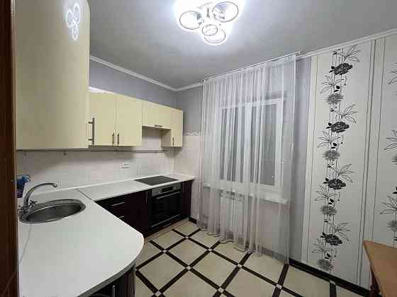 Квартира біля метро Житомирська(Пушиної/О.Васкули) від власника Киев