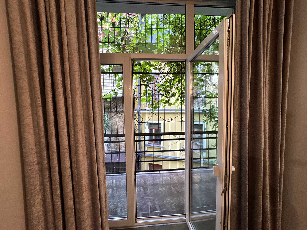 Довгострокова оренда квартири Київ. Андріївський Узвіз 2-Б Контрактова Киев - изображение 4