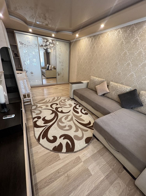 Сдам классную 2к квартиру 12 квартал Гладкова Терра Днепр - изображение 1