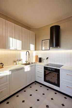 Сдам! Ексклюзивна 2-кімнатна кв. 3хв м. Житомирська, Ореста Васкула 19 Киев