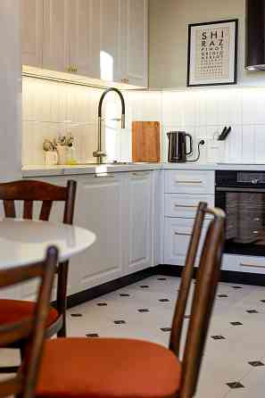 Сдам! Ексклюзивна 2-кімнатна кв. 3хв м. Житомирська, Ореста Васкула 19 Киев