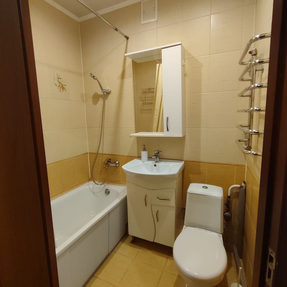 Продаж 2-кім. квартири, центр, Драмтеатр Ровно - изображение 7