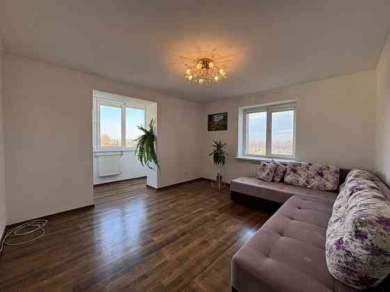 Продам двокімнатну  в центральній частині міста Івано-Франківськ