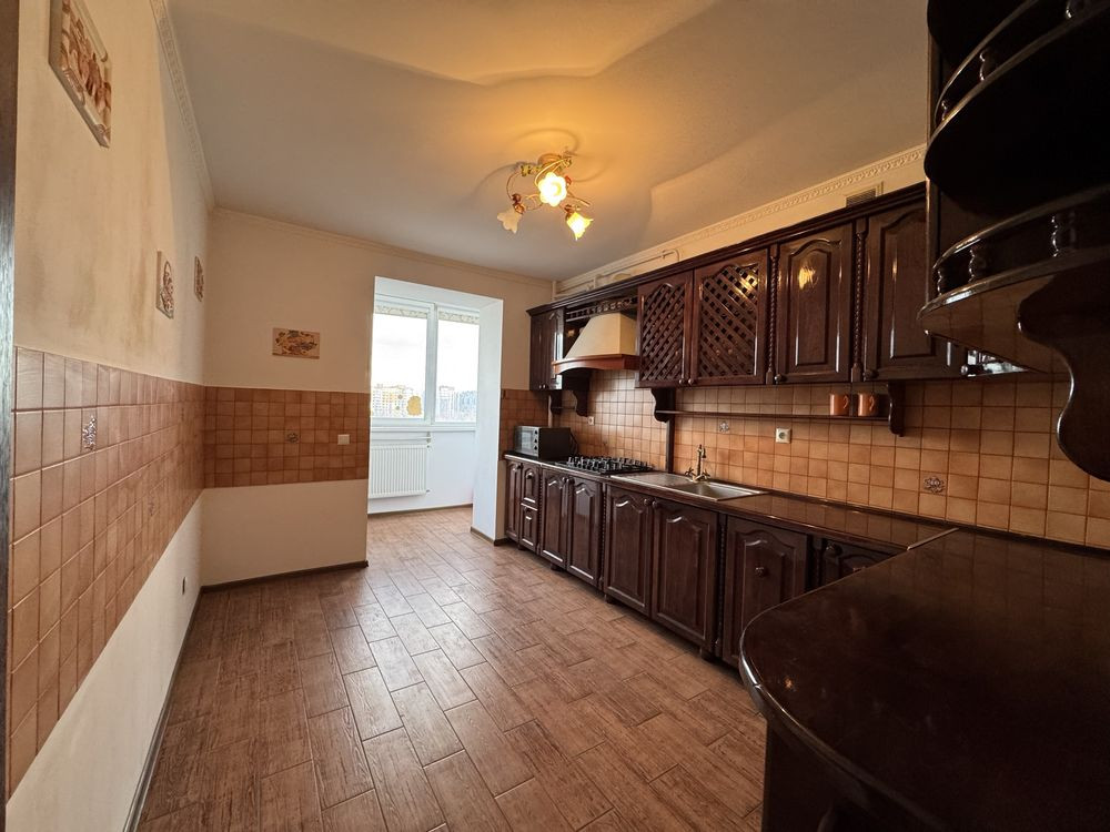 Продам двокімнатну  в центральній частині міста Івано-Франківськ - зображення 2