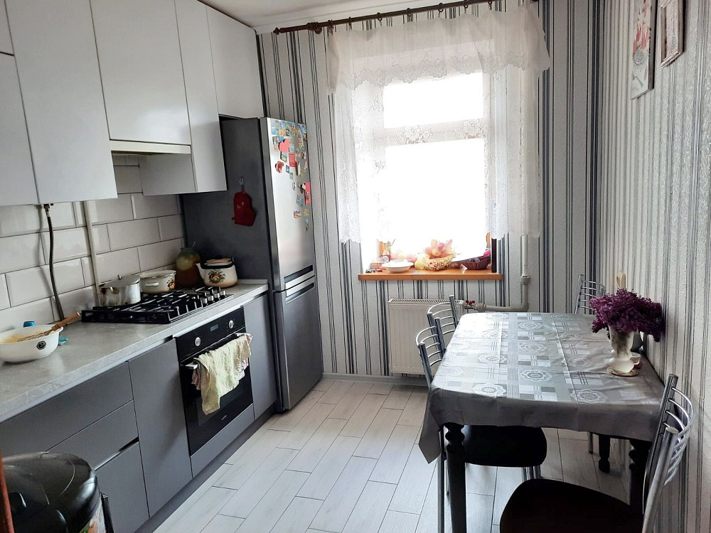 Продаж 4-кімнатна квартира в Цегляному будинку з ремонтом Суми - зображення 1