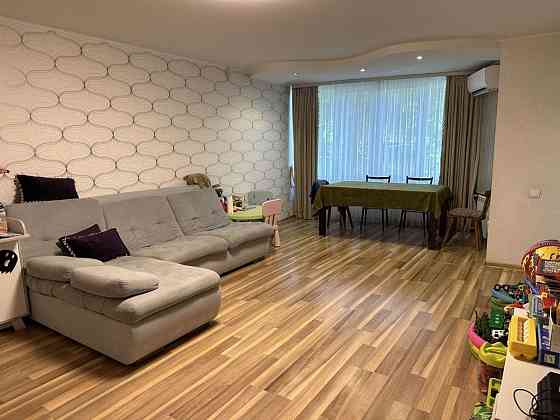 Продам 4х комнатную квартиру на Новых домах. Харків