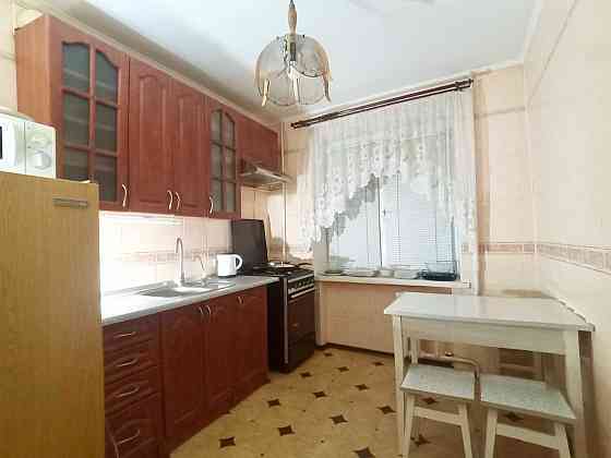 Продам 2-х квартиру, лівий берег, ДВРЗ! вул. Марганецька, 24. Киев