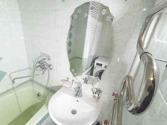 Продам 2-х квартиру, лівий берег, ДВРЗ! вул. Марганецька, 24. Киев