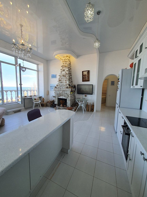 НОВИНКА,вперше у продажу крута квартира Чорноморськ - зображення 5