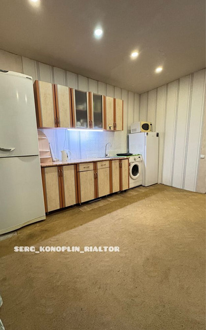 Продам просторную 2к квартиру с частичным ремонтом в таунхаусе в Центр Дніпро - зображення 2