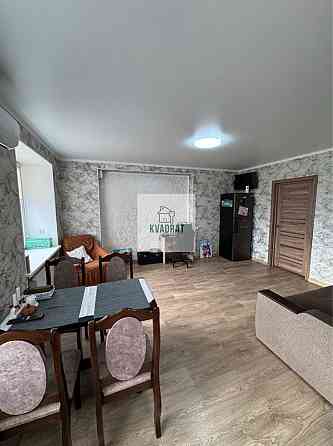 Продам затишну 2- кімнатну квартиру з меблями та технікою у новому буд Кам`янець-Подільський