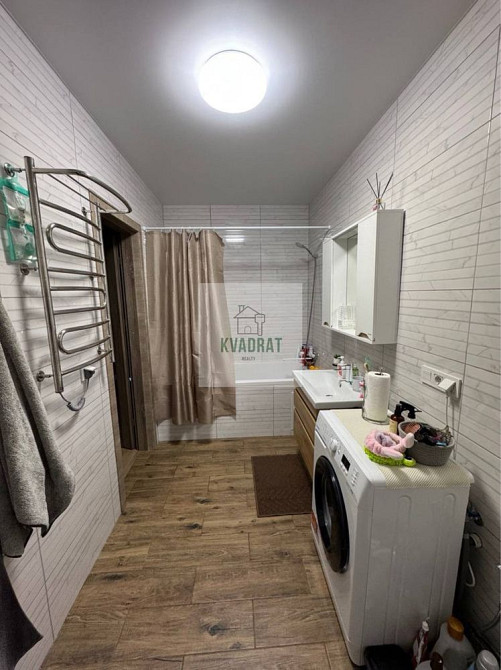 Продам затишну 2- кімнатну квартиру з меблями та технікою у новому буд Кам`янець-Подільський - зображення 6