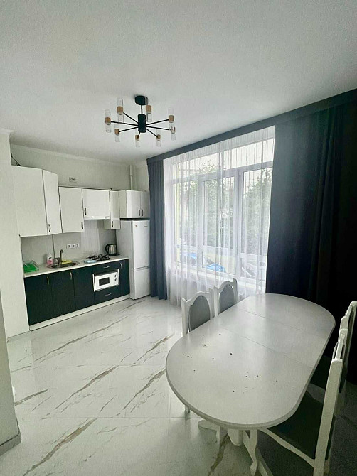 1-кімнатна квартира з ремонтом у ЖК «Гарант Сіті» Трускавець - зображення 1