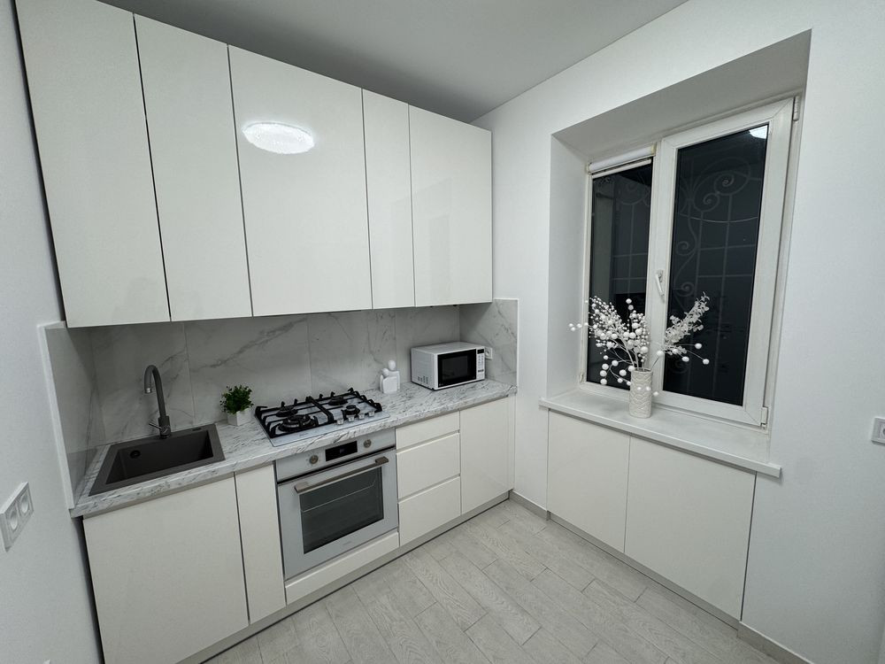 Продаж 2 к квартири Генерала Чупринки Франківський район Львів - зображення 1