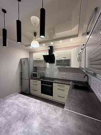 Продаж 2-х кітнатної  квартири вул.Жужоми Черкаси