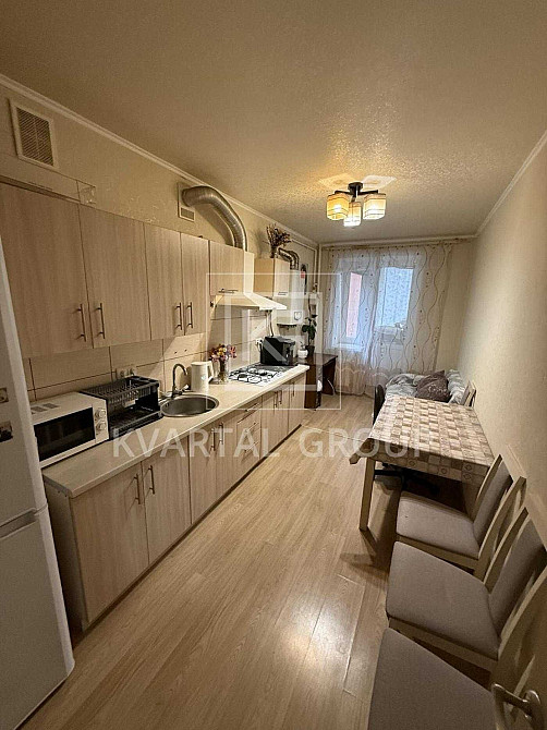 Продам ВЕЛИКУ 1к квартиру з ремонтом. 44м2. ЦЕНТРАЛЬНИЙ ПАРК. Ірпінь - зображення 1