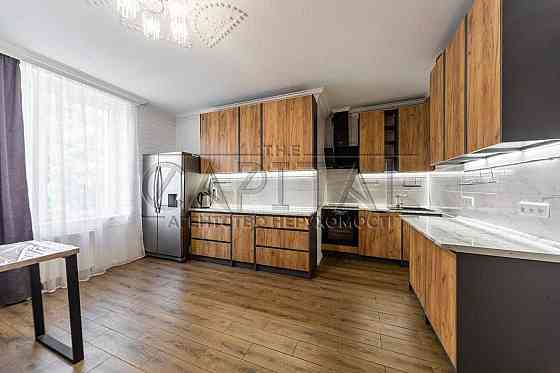 Продаж квартири, вул. Дмитрівська, Шевченківський р-н Киев