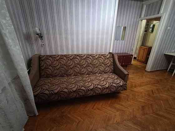 Оредна квартири біля ст.міської електрички Русанівка. Лівобережна. Киев