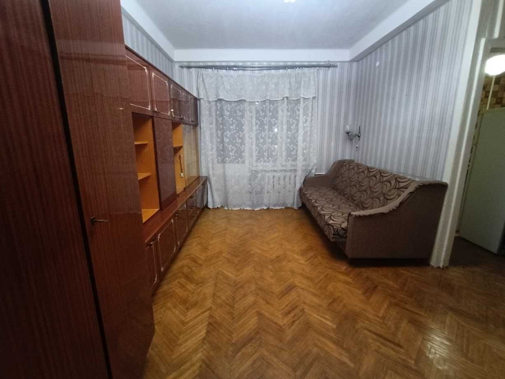 Оредна квартири біля ст.міської електрички Русанівка. Лівобережна. Киев - изображение 3