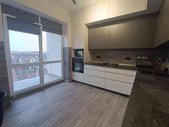 Оренда 3 кімнатної квартири котеджного типу Дрогобич