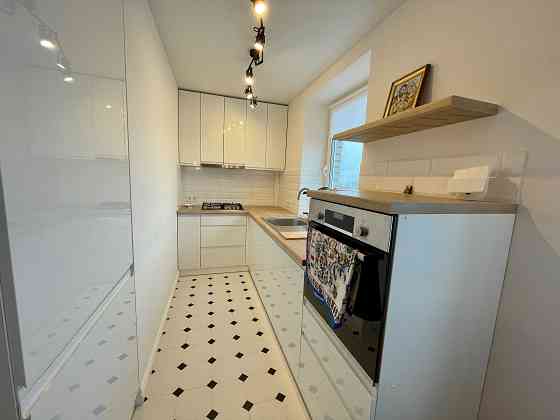 Оренда 2 кімнатної квартири вул. С. Петлюри Львів