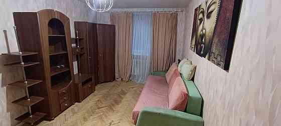 Стадіонна 21/1 2К (Завжди світло) 1/5 Киев