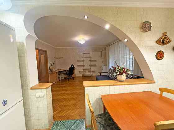 Без комісії 2к квартира в гарному стані на вул. Коперника Киев